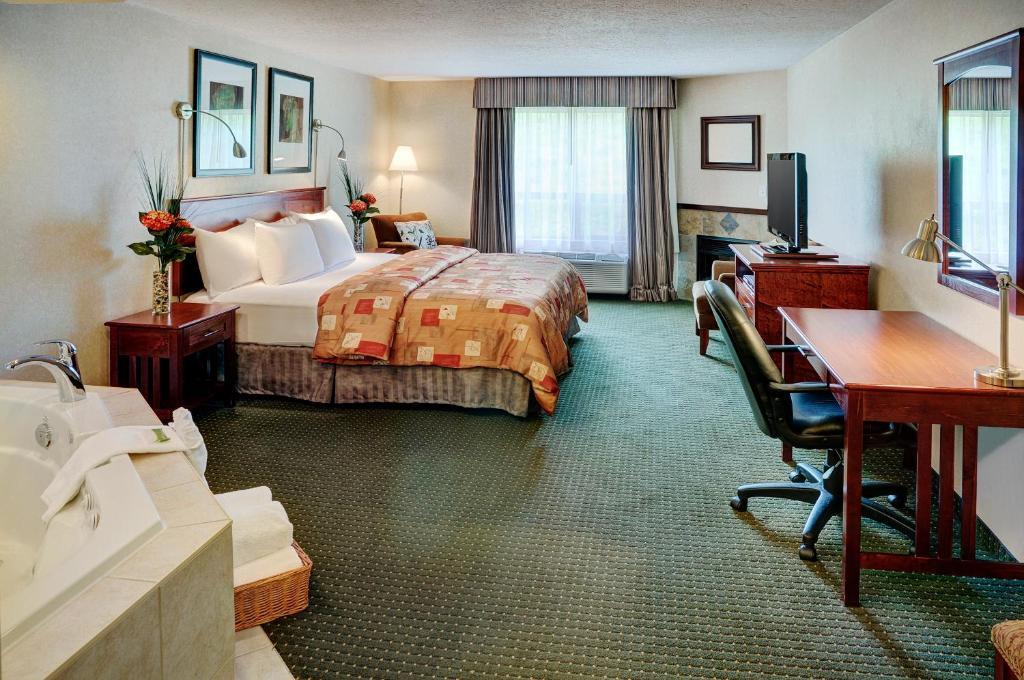 Lakeview Inns & Suites - 슬레이브레이크 외부 사진